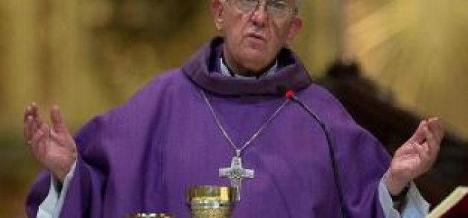 Pope Francis to stop Vatican bonuses