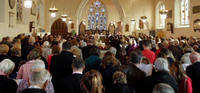 British Church Attendance Stabilizes After Years of Decline