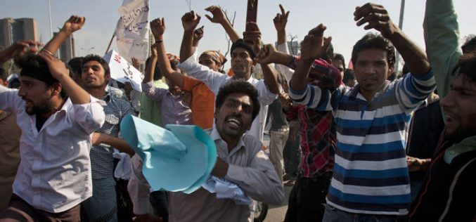 Christian protesters, police clash in Pakistan