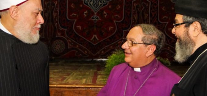 Christians and Muslims in show of unity in Egypt