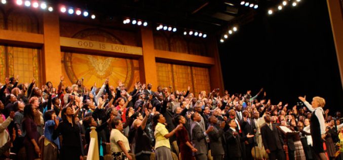Brooklyn Tabernacle Choir: Fox News Christmas Eve Special